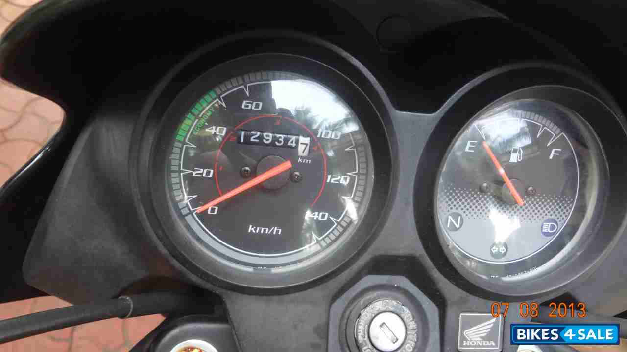 Black Honda Dream Yuga