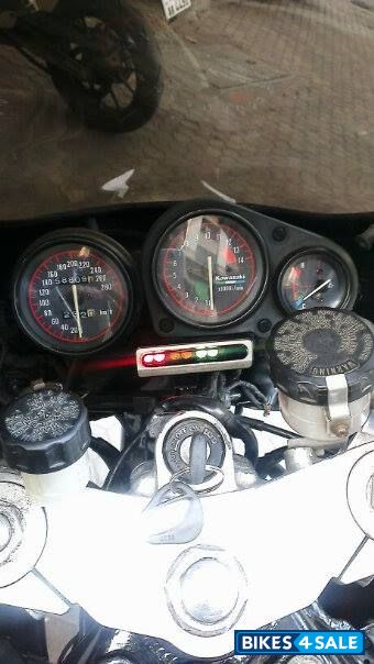 Metallic Black Kawasaki Ninja zxr 750