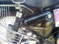 Black Royal Enfield Bullet Standard 350