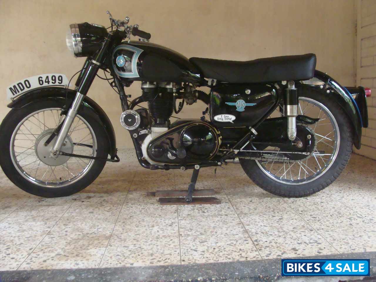 Black Vintage Bike 1956 jampot Black Vintage Bike 1956 jampot