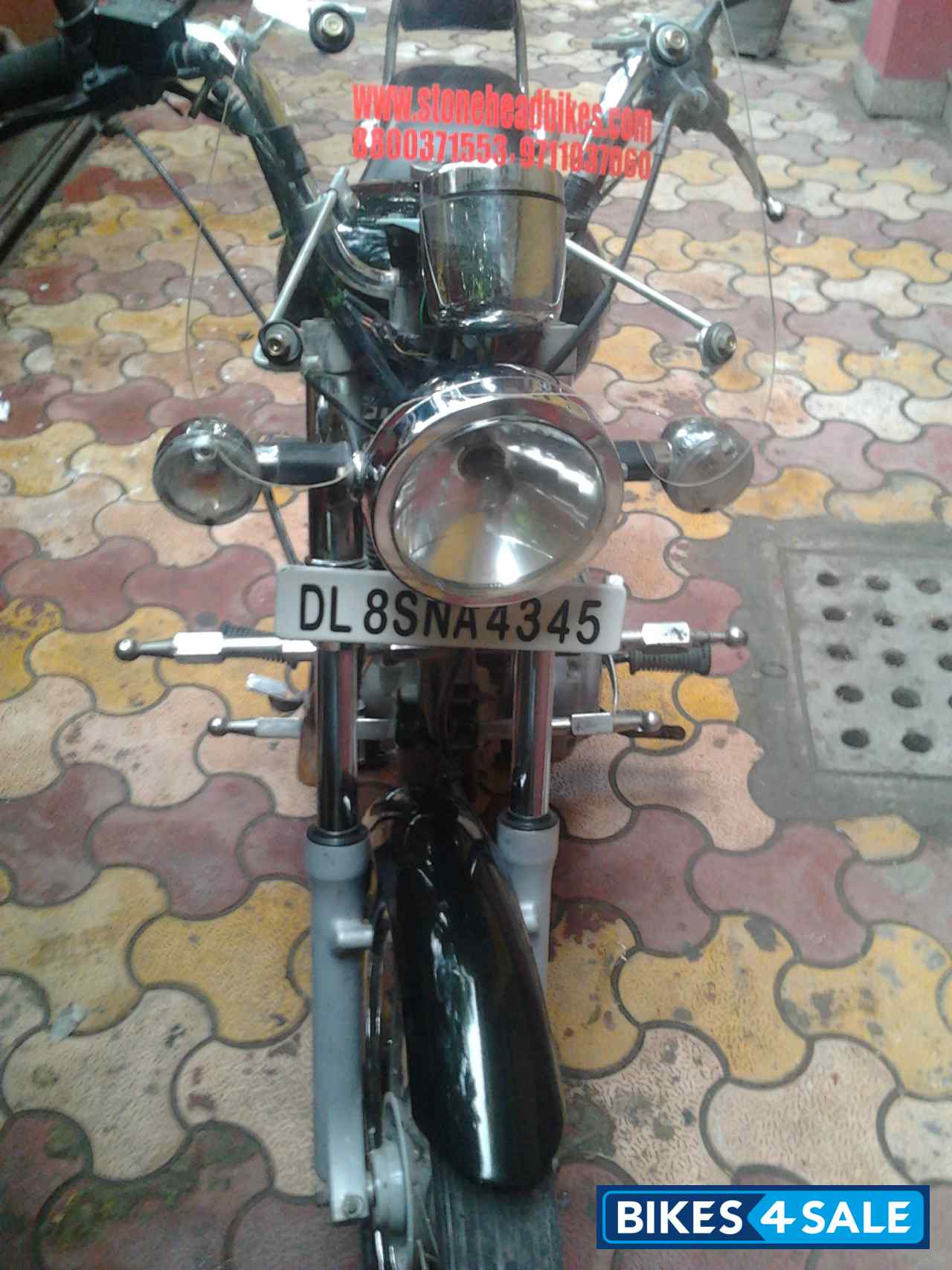 Magic Black Royal Enfield Thunderbird