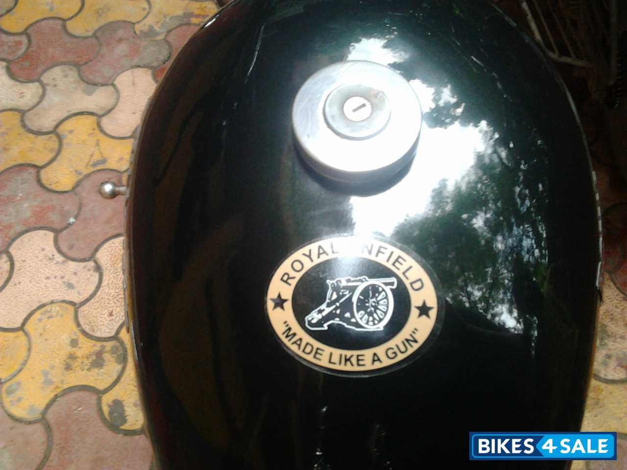 Magic Black Royal Enfield Thunderbird Magic Black Royal Enfield Thunderbird