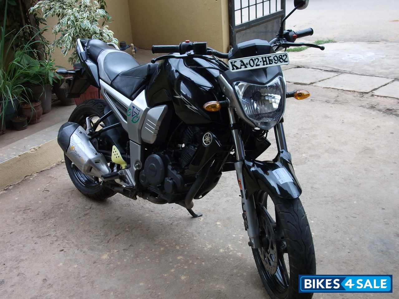 Used 2009 model Yamaha FZ16 for sale in Bangalore. ID 86297. Black ...