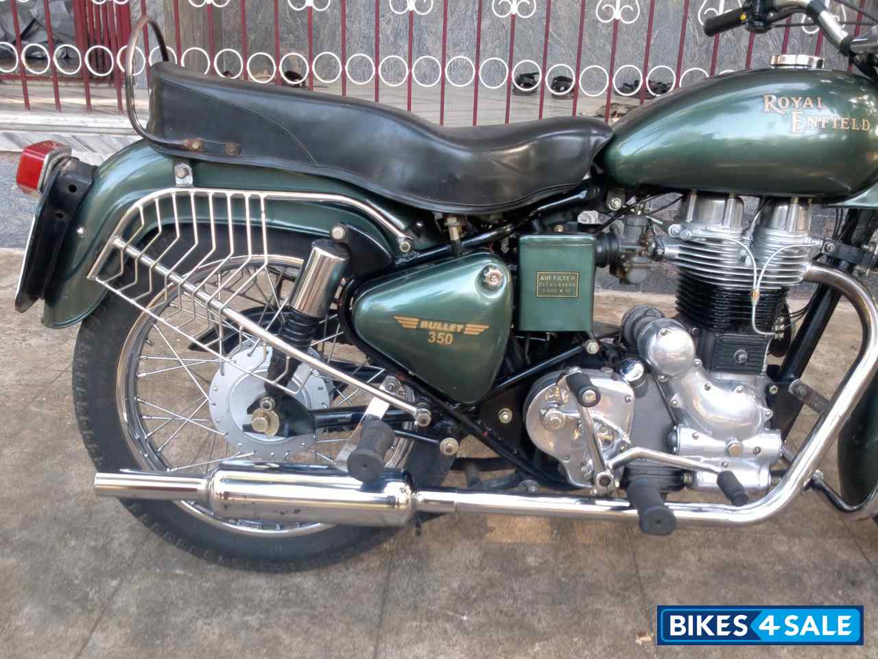 Military Green Royal Enfield Bullet Standard 350