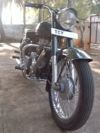 Military Green Royal Enfield Bullet Standard 350