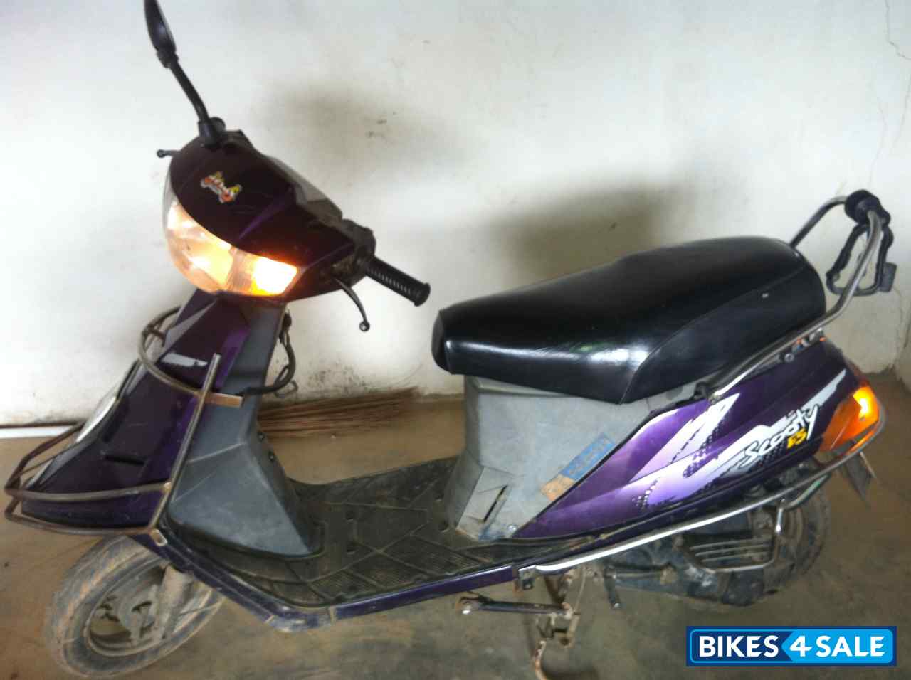 TVS Scooty ES