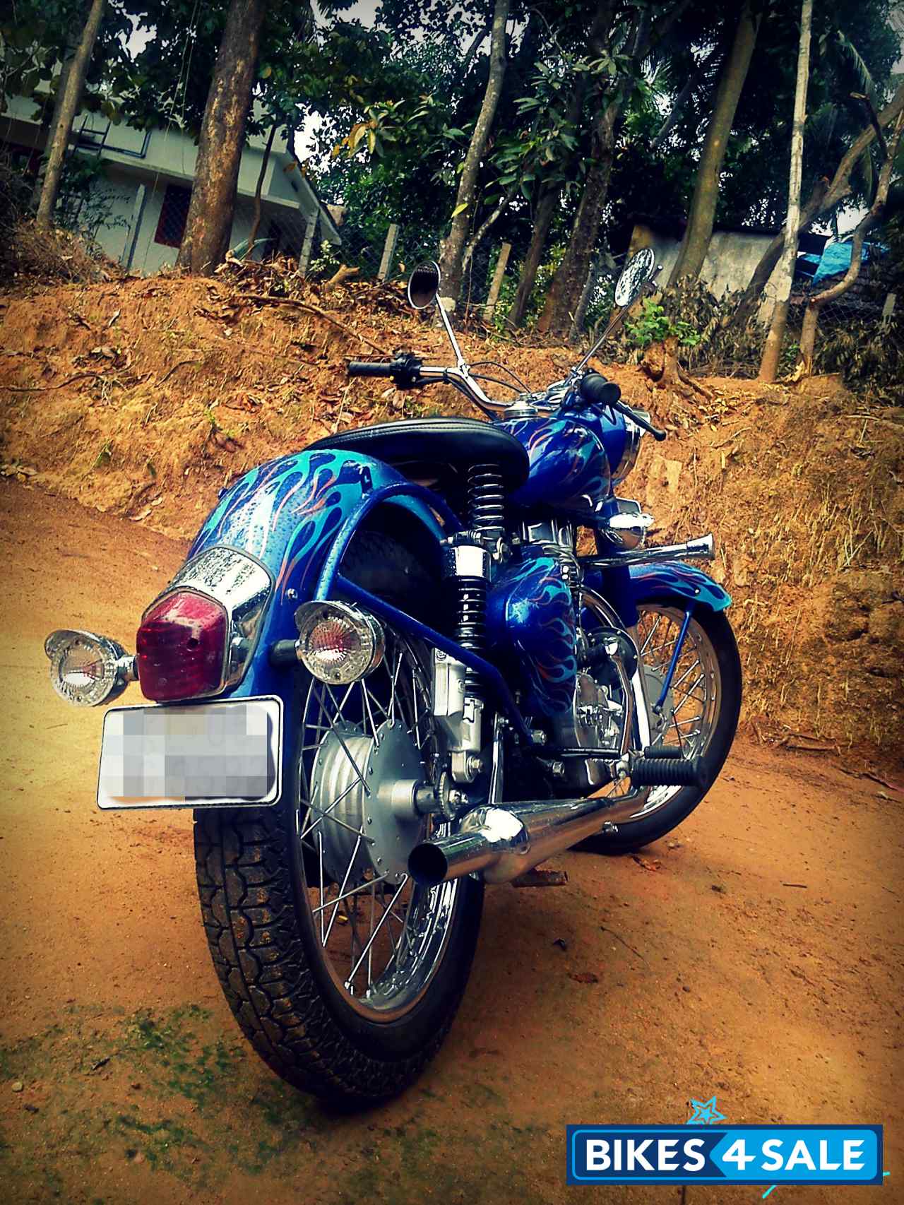 bullet 350 blue color
