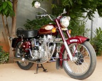 Wine Red Mettalic Royal Enfield Bullet Standard 350