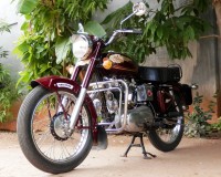 Wine Red Mettalic Royal Enfield Bullet Standard 350
