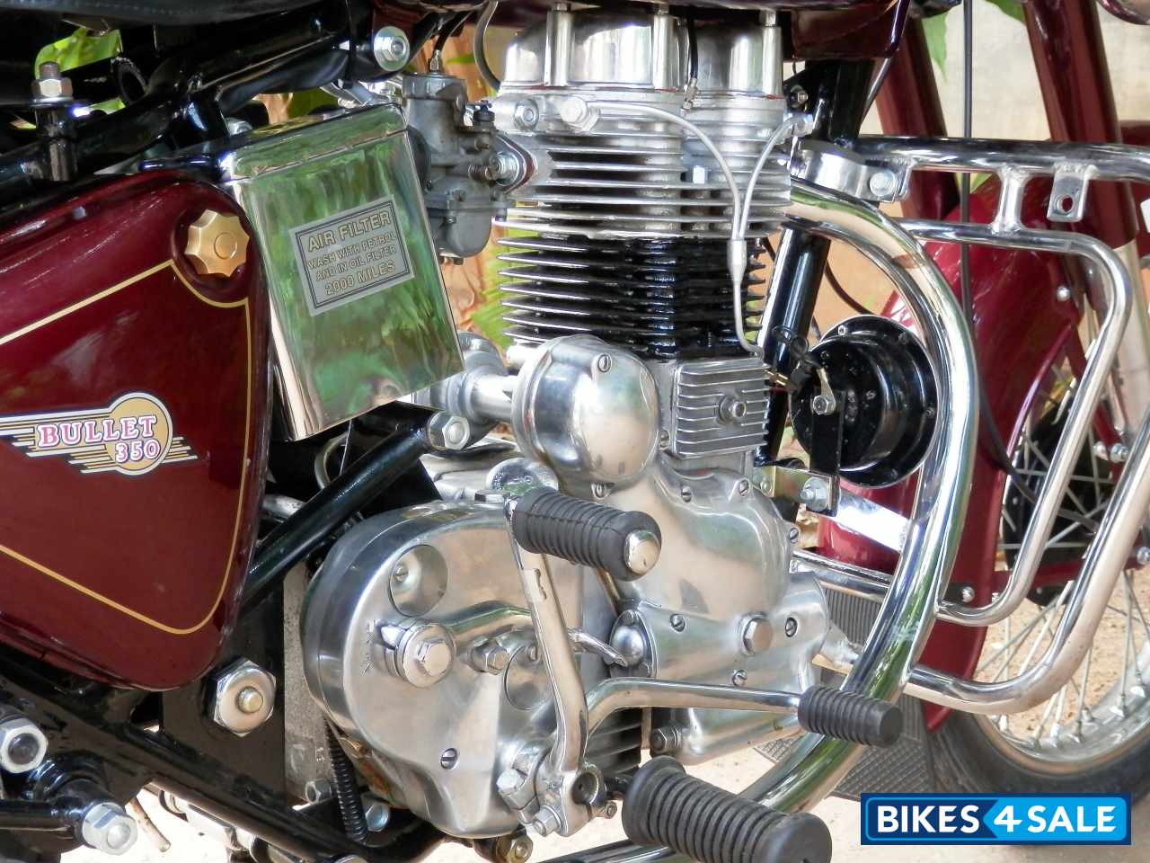 Wine Red Mettalic Royal Enfield Bullet Standard 350