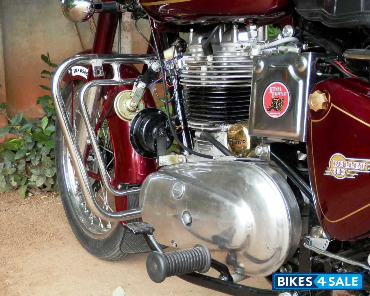 Wine Red Mettalic Royal Enfield Bullet Standard 350