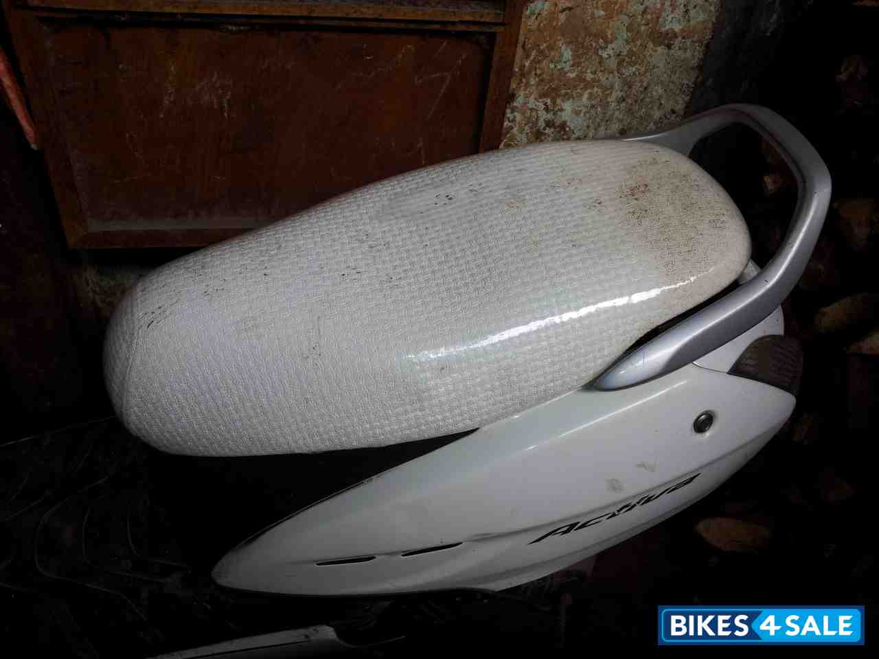 White Honda Activa