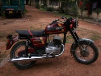 Ideal Jawa Yezdi RoadKing 1995 Model