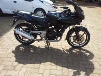 Black Bajaj Pulsar 220 DTSi