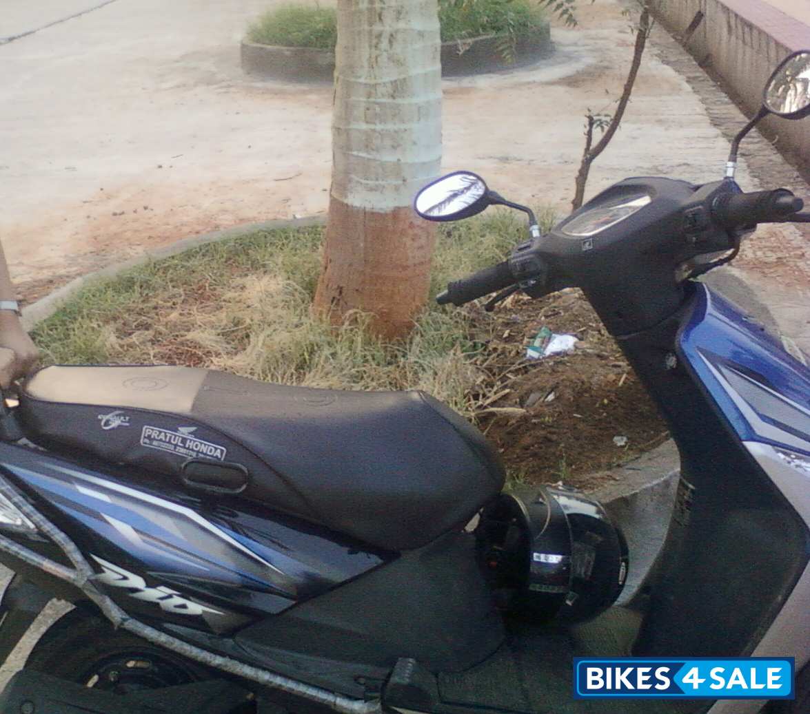 Used 2011 model Honda Dio for sale in Hyderabad. ID 88533. Blue colour
