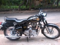Black Royal Enfield Bullet Standard 350