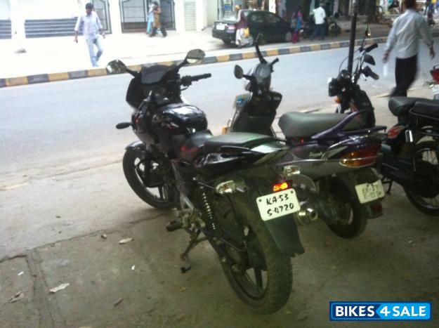 Bajaj Pulsar 220 DTSFi