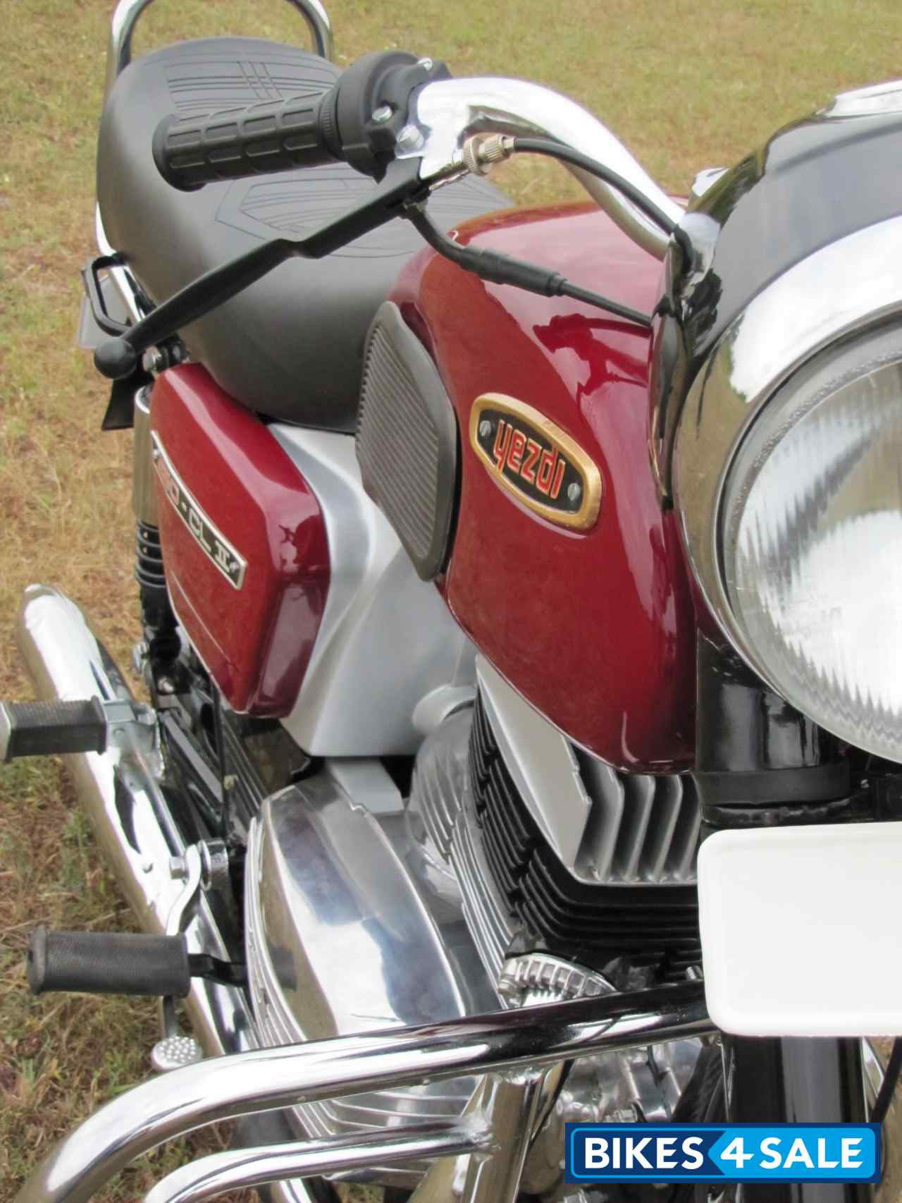 Ideal Jawa Yezdi Classic Ideal Jawa Yezdi Classic