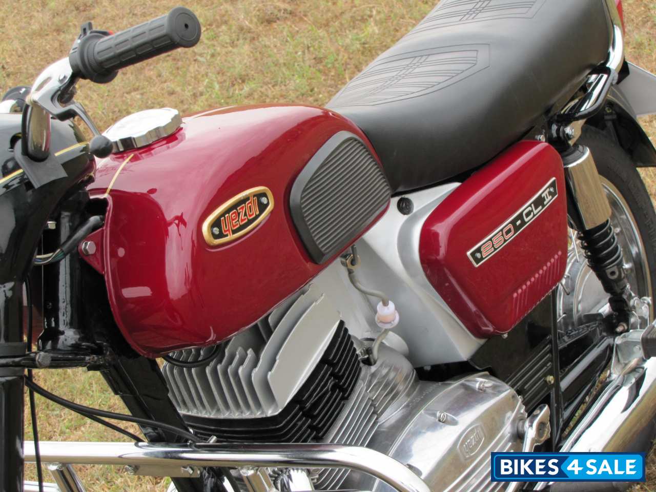 Ideal Jawa Yezdi Classic Ideal Jawa Yezdi Classic