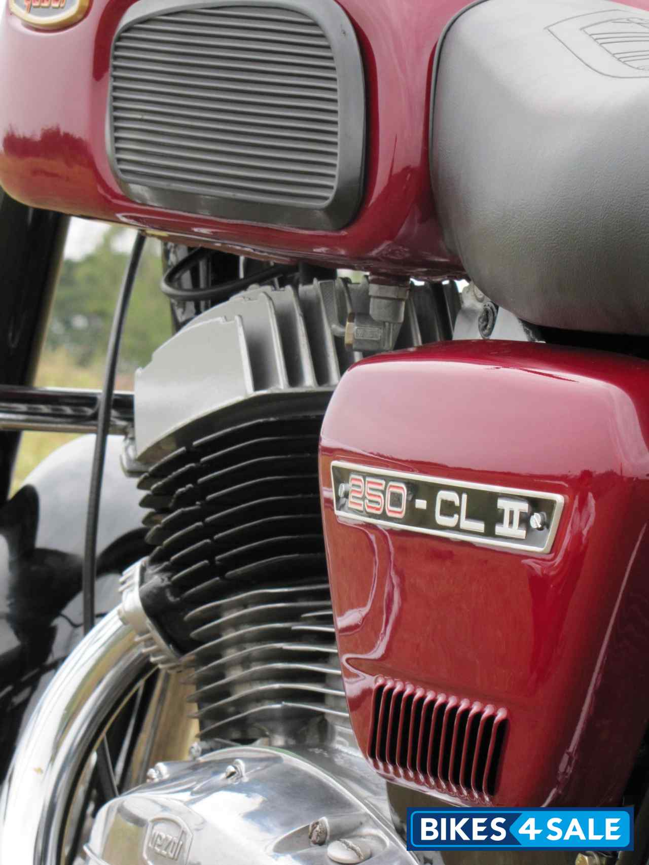 Ideal Jawa Yezdi Classic Ideal Jawa Yezdi Classic