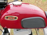 Ideal Jawa Yezdi Classic