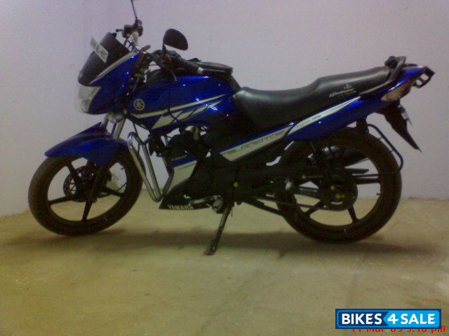 Blue Yamaha Gladiator