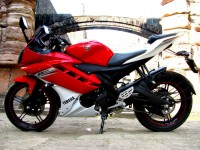 Yamaha YZF R15 V2