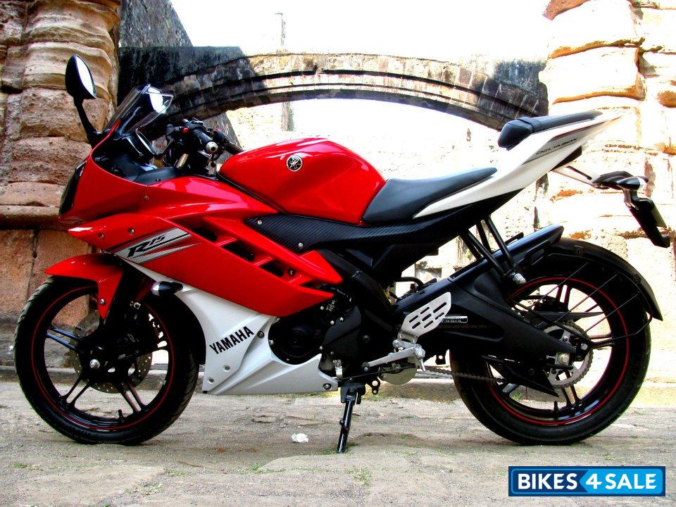 Yamaha YZF R15 V2