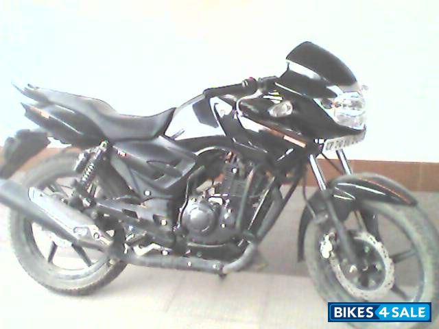 Black TVS Apache RTR 160