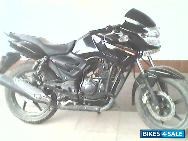 Black TVS Apache RTR 160