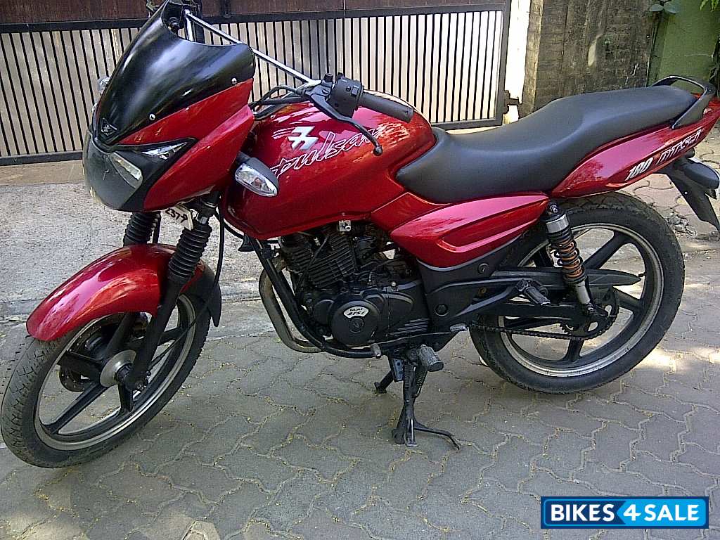 Red Bajaj Pulsar 180 Round Headlight
