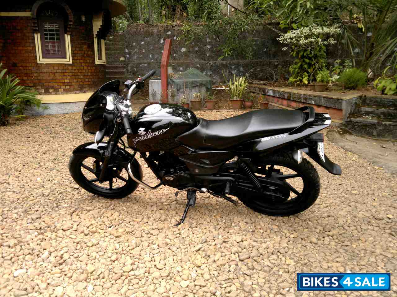 Black Bajaj Pulsar 150 DTSi