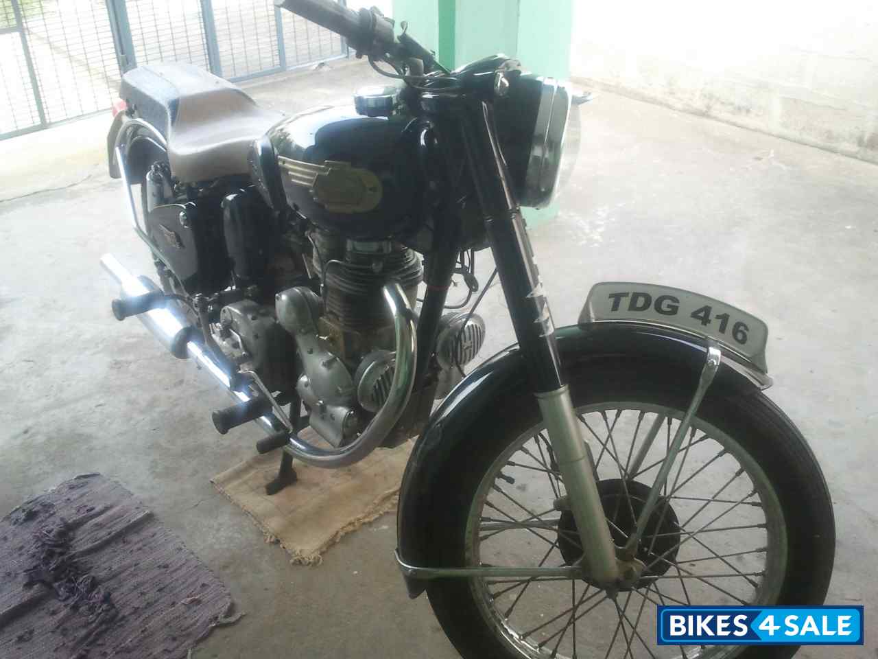 Royal Enfield Bullet Old Model