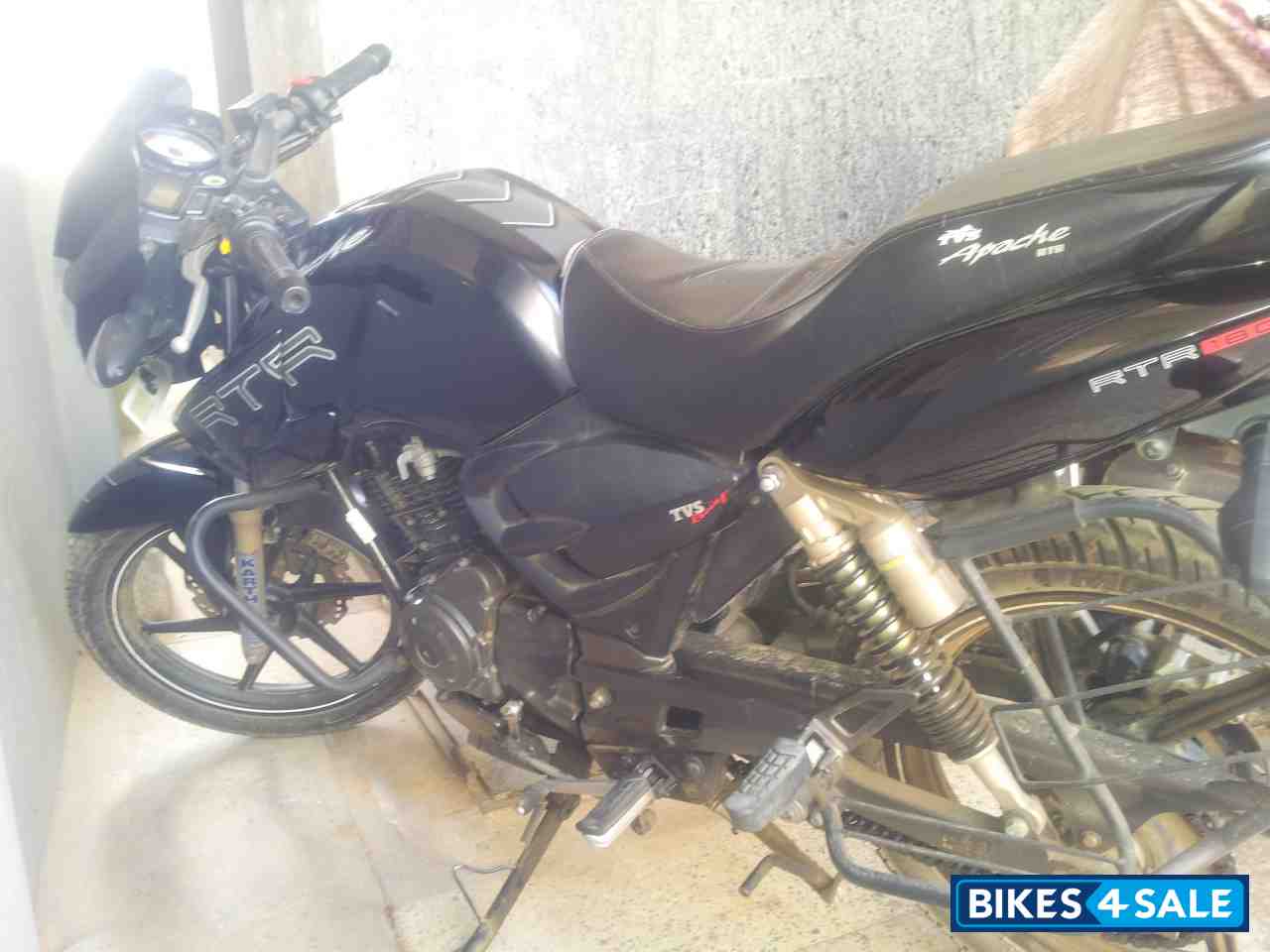 Black TVS Apache RTR 180 Black TVS Apache RTR 180
