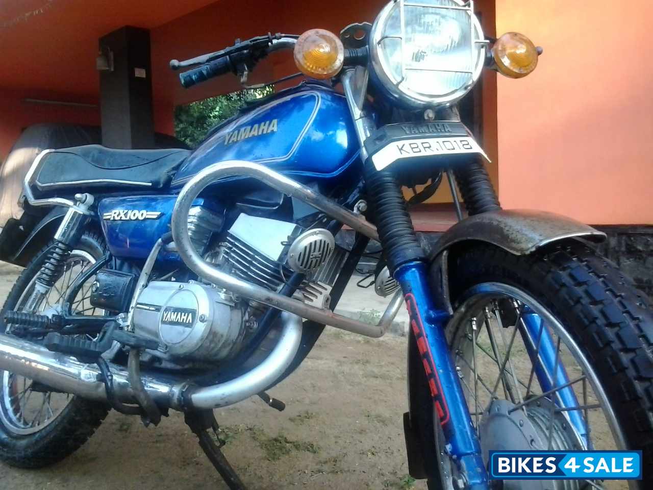 Blue Yamaha RX 100