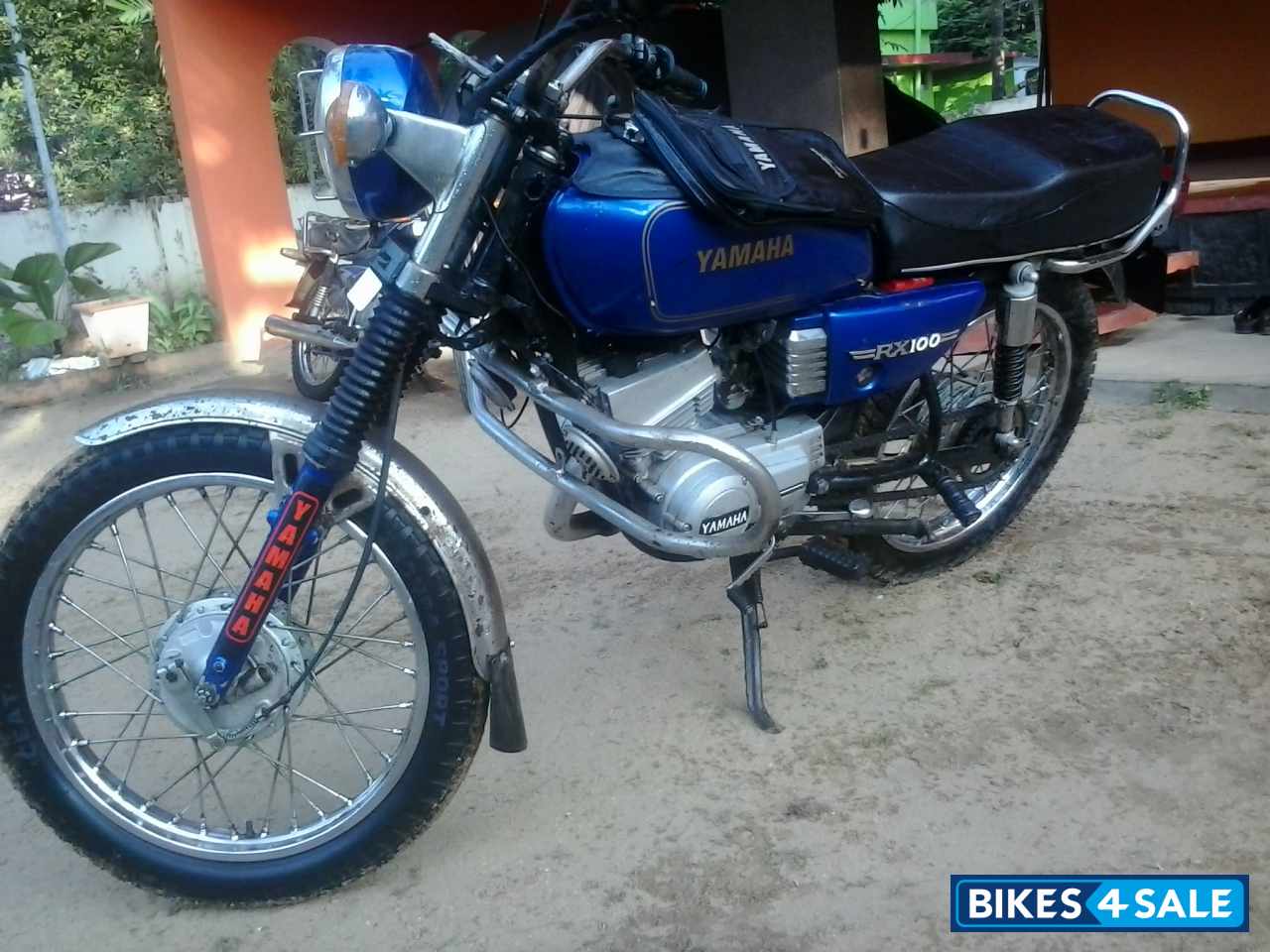 Blue Yamaha RX 100