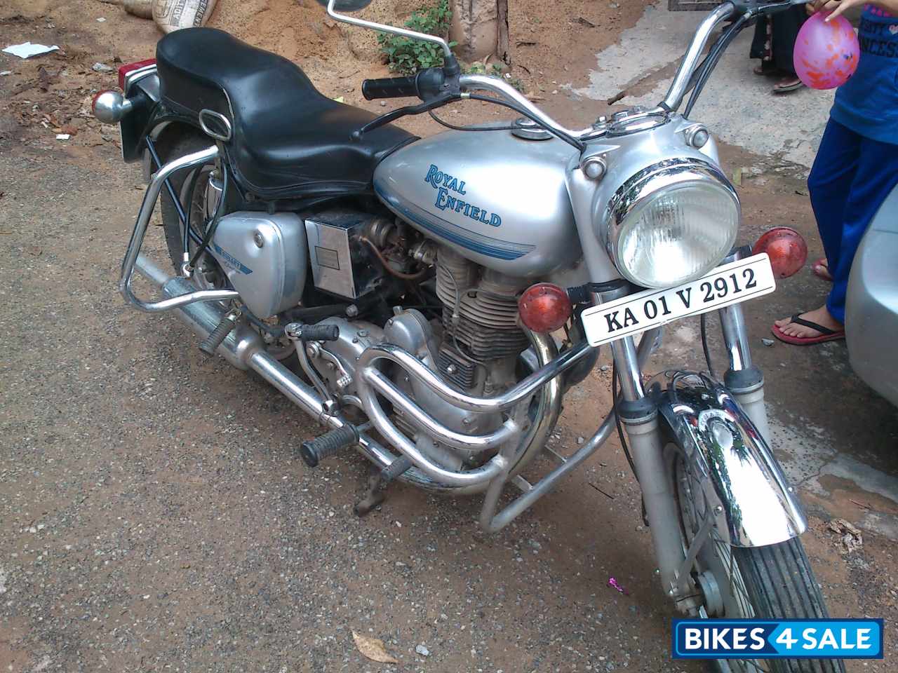 Silver Royal Enfield Bullet Electra Silver Royal Enfield Bullet Electra