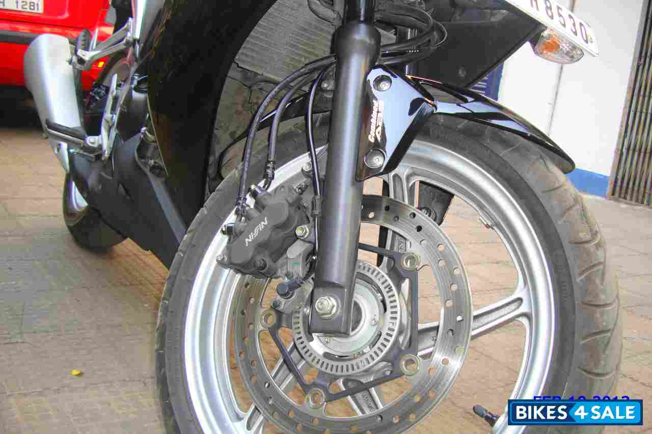 Asteroid Black Metallic X Accu Honda CBR 250R