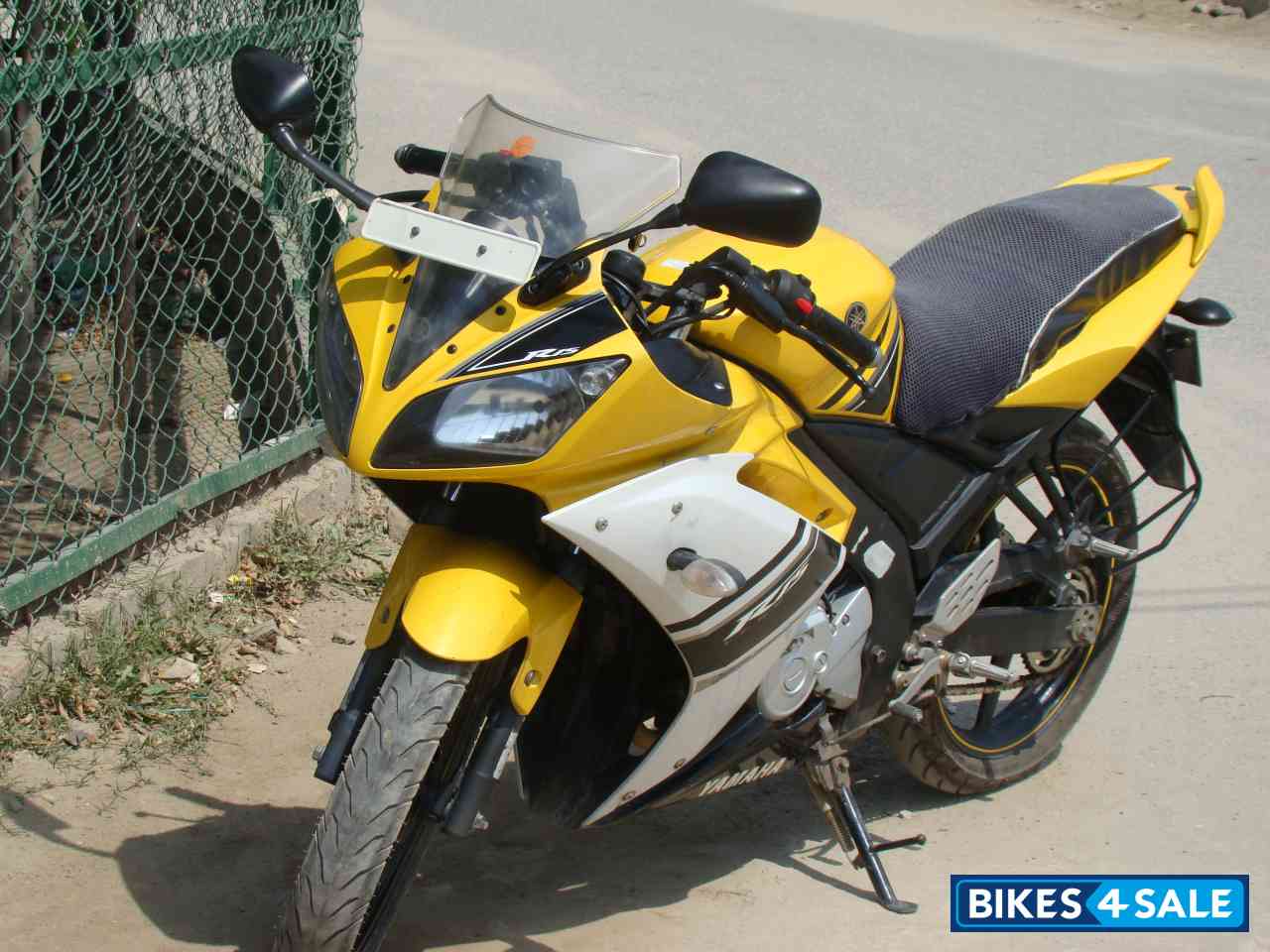 Yellow Yamaha YZF R15