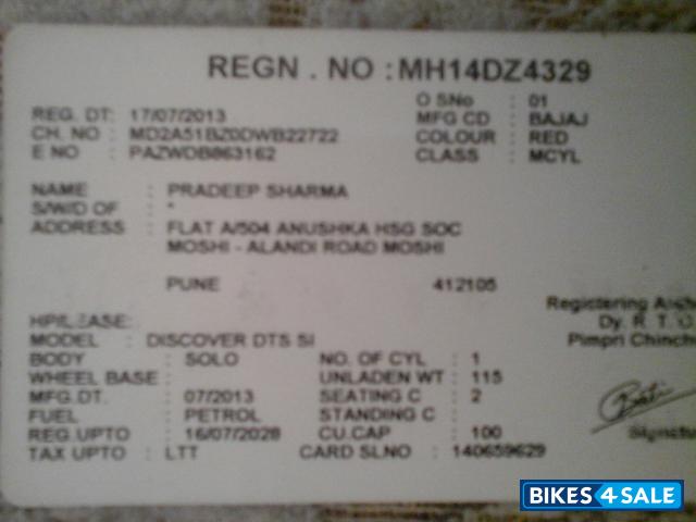 Red Bajaj Discover 100T