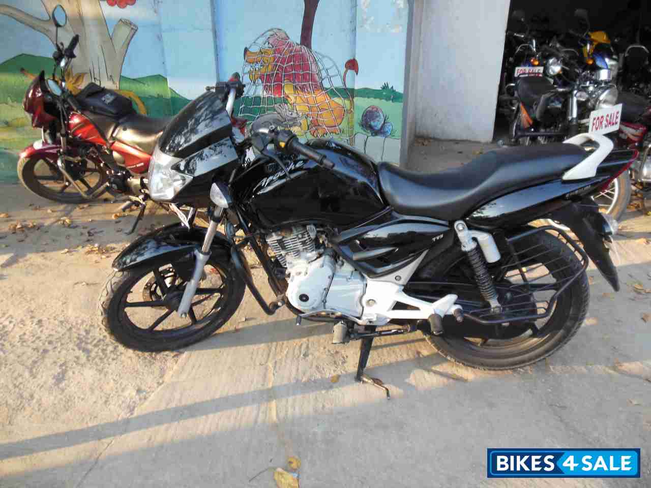 TVS Apache 150