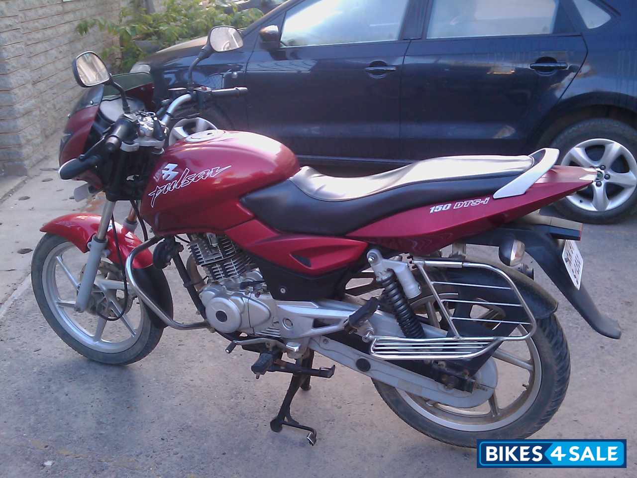 Red Bajaj Pulsar 150 DTSi