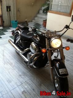Black Honda  SHADOW ACE 750