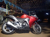 Red Honda CBR 250R