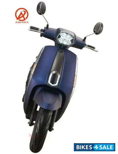 Abhika Super Vespa