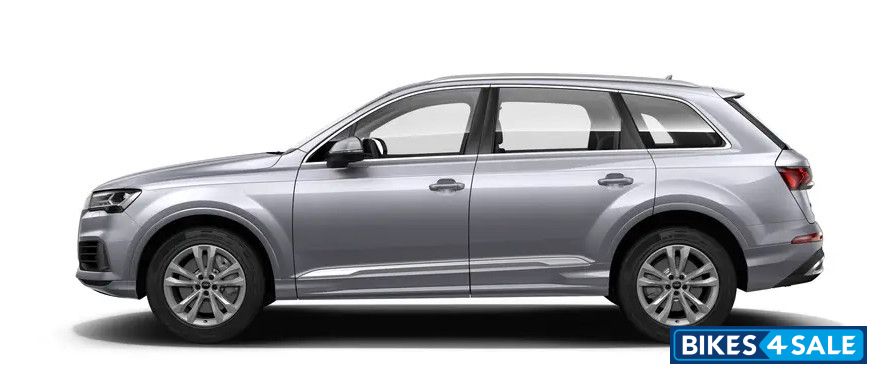 Audi Q7 55 TFSI Quattro Premium Plus Petrol AT - Side View