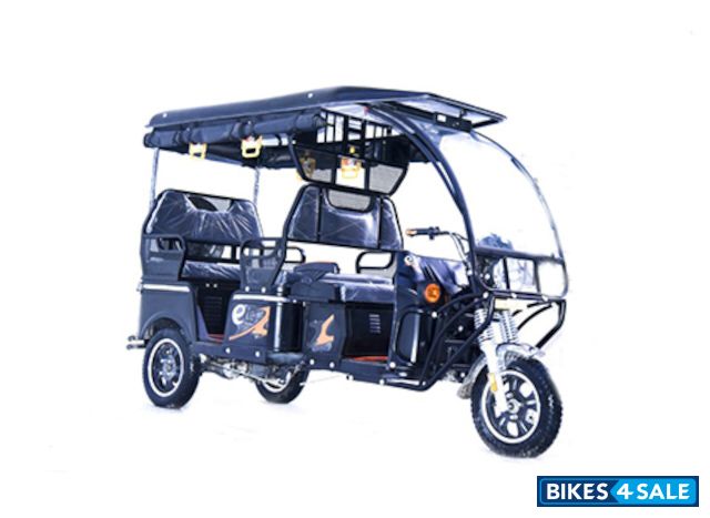 Bahuguna Electric Rickshaw