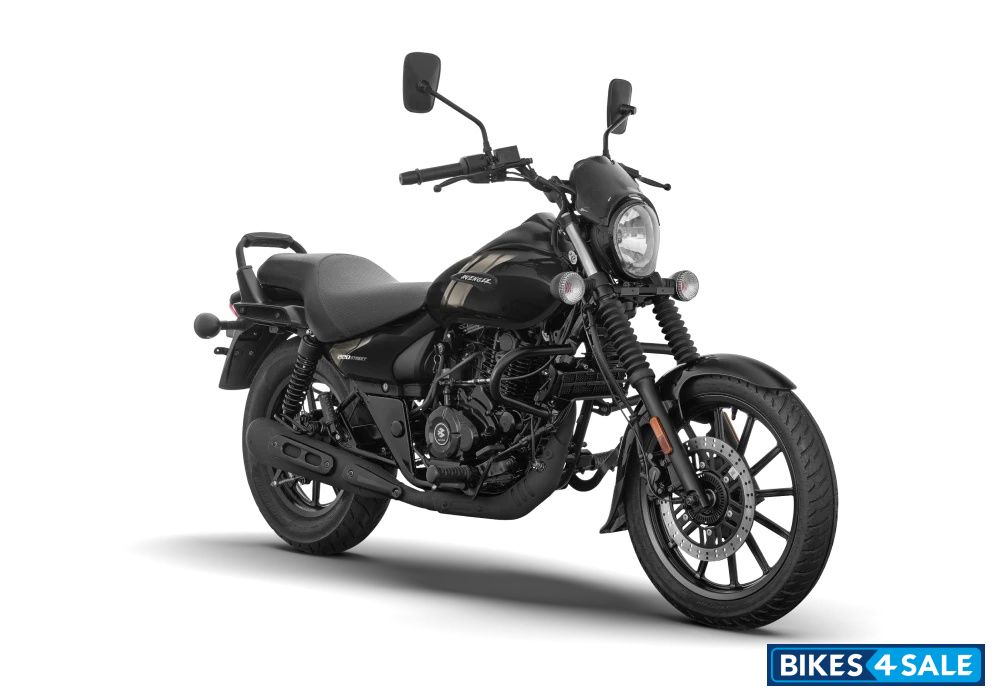 Bajaj Avenger 220 Street 2026