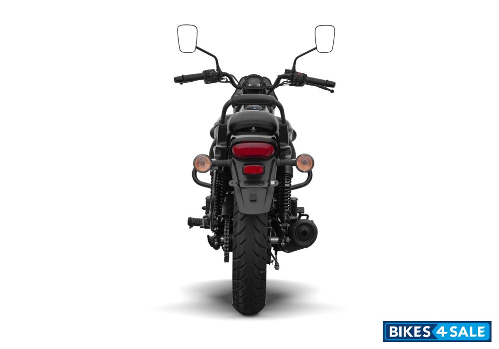 Bajaj Avenger 220 Street 2026