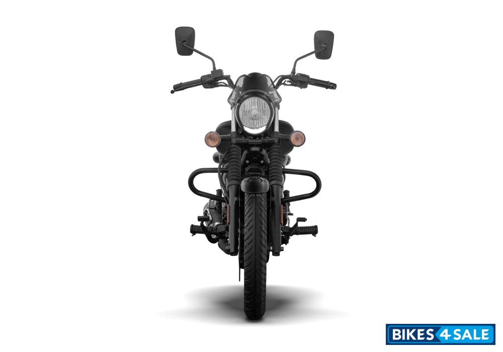 Bajaj Avenger 220 Street 2026